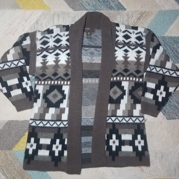 Yarnworks Aztec Chunky Sweater Medium PETITE - Picture 1 of 4